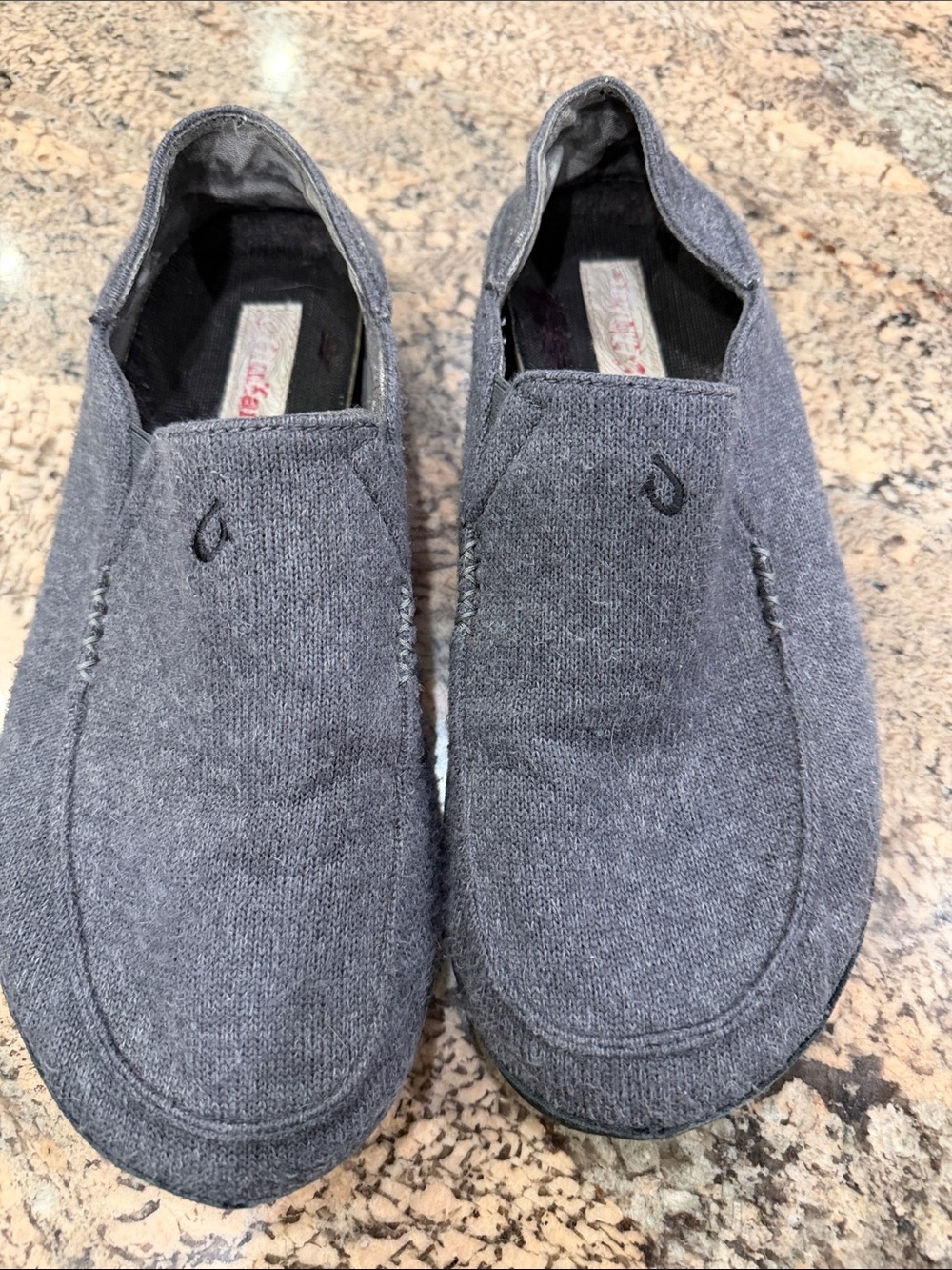 OluKai Men's Gray Knit Slip-On Loafers